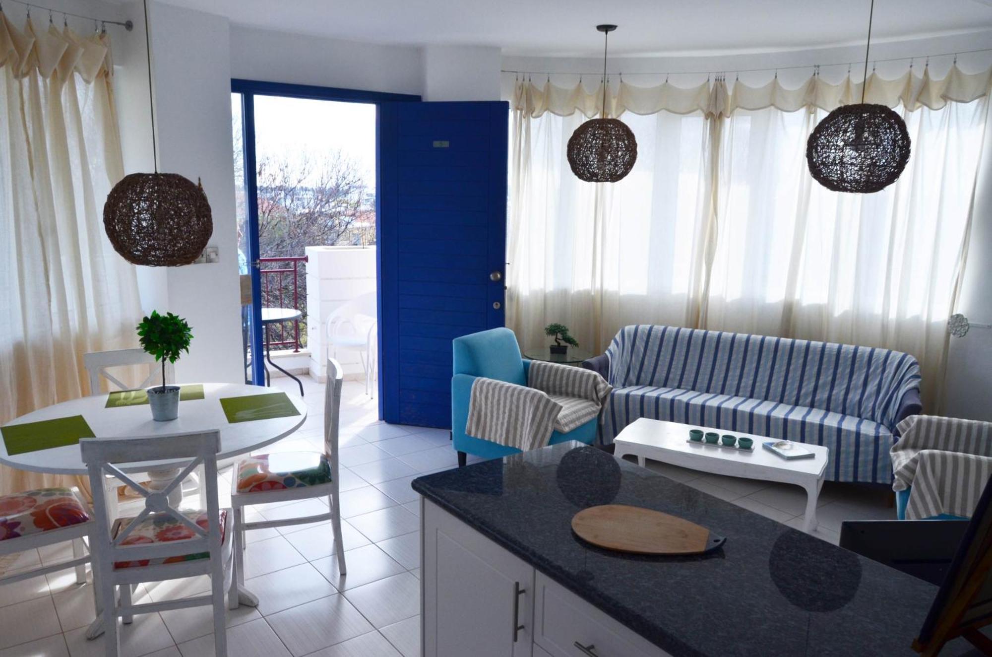 Mia'S Cove Apartment Paphos Exterior foto